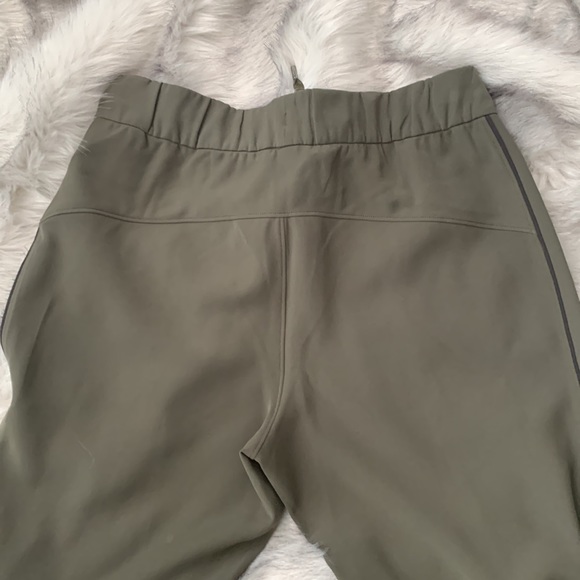 LULULEMON ON THE RIGHT TRACK Track Pant - Picture 6 of 12